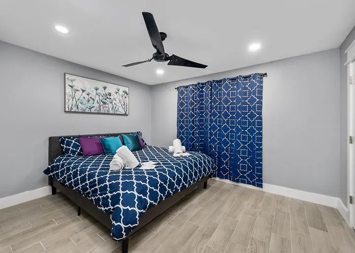 Heights 1Br Chic Apt With King Bed & Pool